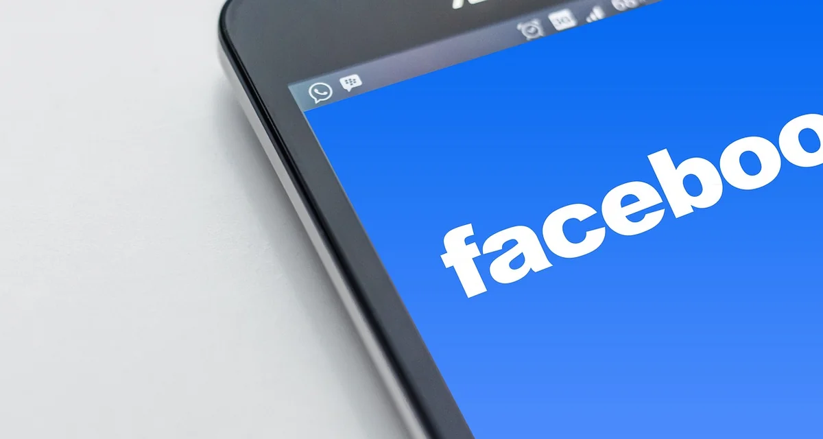 Comment l'impact des réseaux sociaux booste le SEO de votre site en 2026